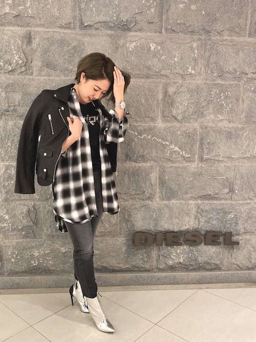 美品　DigniteCollier　シープスキン　ライダース　ジャケット 黒 DIESEL（ディーゼル）の「レディース シープスキンライダース