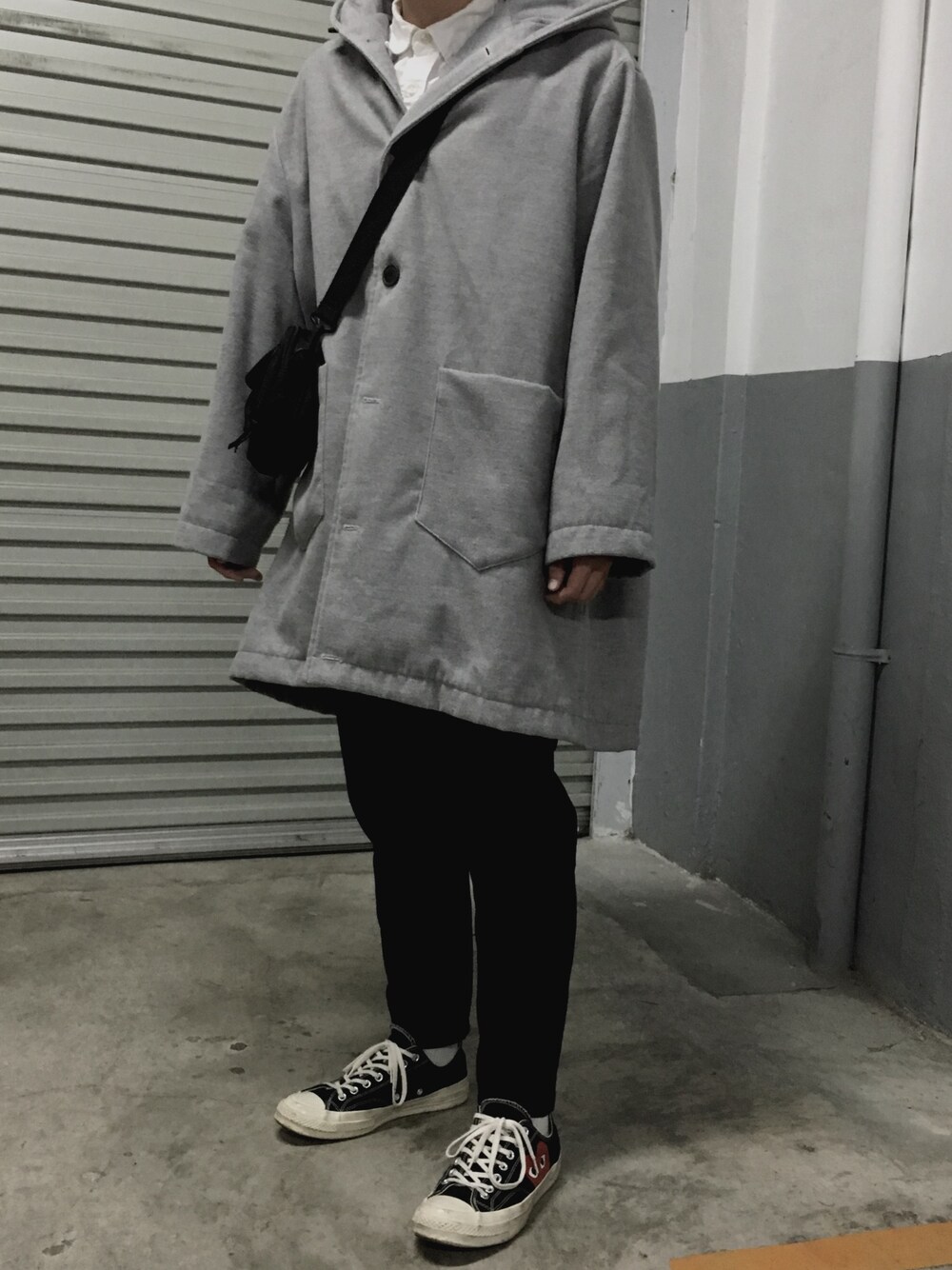 「korea、Japan、ABOKI、carhartt、COMME des GARCONS、50%、MUJI、street、fashion、冬」｜「MUJI Laboのアイテム（シャツ/ブラウス、ホワイト系）」を使った、진일상さん（メンズ・175cm）の秋コーディネートの1枚目の写真