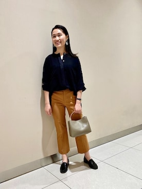 「qualite（カリテ）の【セットアップ対応】ドレープポケットブラウス（シャツ/ブラウス、ブラック系）」を使った、s.syoさん（レディース・158cm）の秋コーディネート