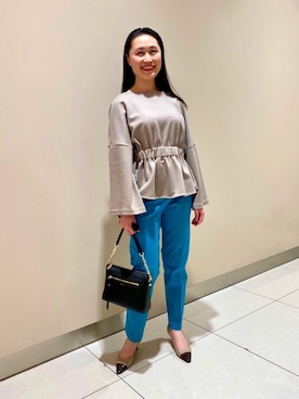 「qualite（カリテ）のウエストギャザープルオーバー（Tシャツ/カットソー、ベージュ系）」を使った、s.syoさん（レディース・158cm）の冬コーディネート