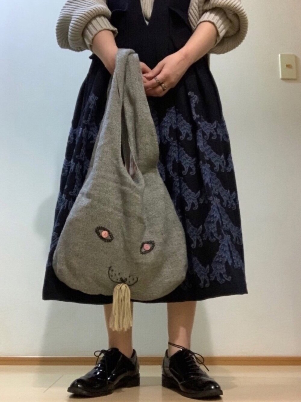 「titivateのﾎﾞﾘｭｰﾑﾆｯﾄ（ニット/セーター、グレー系）」を使った、Tocoさん（レディース・152cm）の秋コーディネートの1枚目の写真