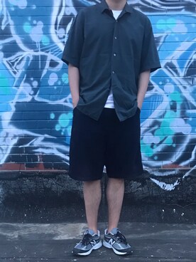 「NEW BALANCE（ニューバランス）のアイテム（スニーカー、ブラック系）」を使った、🍗鸡腿さん（メンズ・178cm）の春コーディネート