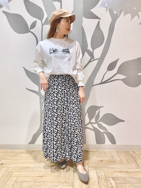 「アイテム（キャスケット、イエロー系）」を使った、mikkyさん（レディース・160cm）の春コーディネート