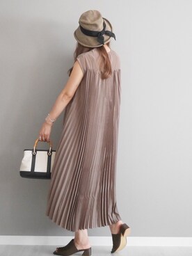 Mサイズ フリーサイズ バックプリーツワンピースを使った人気ファッションコーディネート Wear