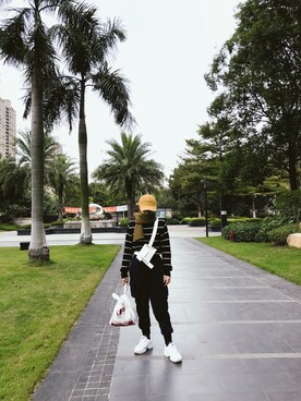 AdeGoGoさんのコーディネート