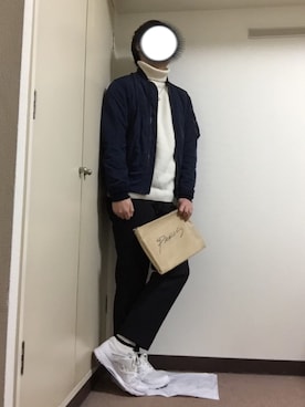 「Marc by Marc Jacobs（マークバイマークジェイコブス）のアイテム（アクセサリー）」を使った、トムさん（メンズ・175cm）の冬コーディネート