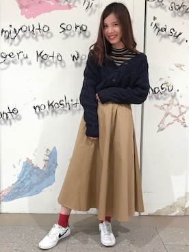 「差し色(赤)」｜たなみさん（レディース・150cm）の秋コーディネート