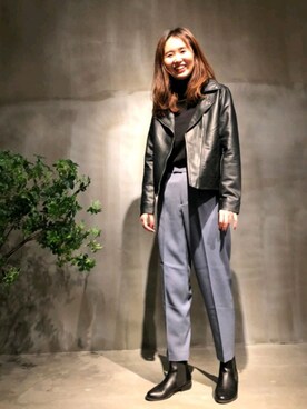 「COLONY 2139（コロニートゥーワンスリーナイン）のアイテム（ライダースジャケット）」を使った、やまさんさん（レディース・168cm）の秋コーディネート