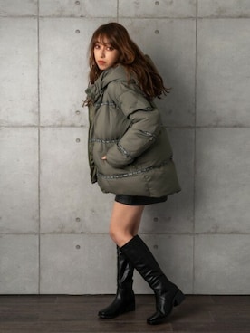 「ROGER AND RAW（ロジャーアンドロウ）のアイテム」を使った、perky room スタッフさん（レディース・158cm）の冬コーディネート