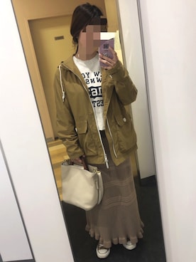 「やっぱりストリートが好き」｜「アイテム（マウンテンパーカー）」を使った、sakiさん（レディース・155cm）の秋コーディネート