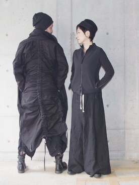 「THOM KROM（トムクロム）のアイテム（ライダースジャケット）」を使った、MoRAさん（レディース・162cm）の冬コーディネート