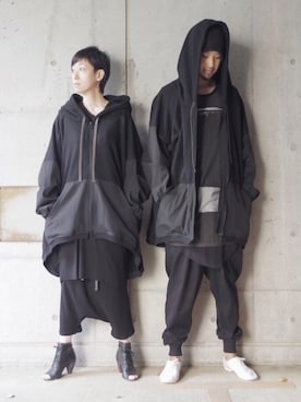 「THOM KROM（トムクロム）のアイテム（タンクトップ）」を使った、MoRAさん（レディース・162cm）の春コーディネート