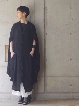「ブラック×ホワイト」｜「アイテム（その他アウター）」を使った、MoRAさん（レディース・162cm）の秋コーディネート