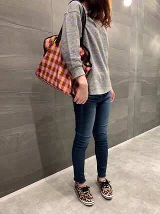 kate spade new york（ケイトスペード ニューヨーク）の
