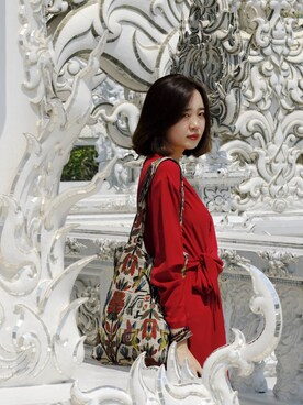 「MONKI（モンキ）のアイテム（バッグ）」を使った、好难找的sunny🌞さん（レディース・172cm）の秋コーディネート