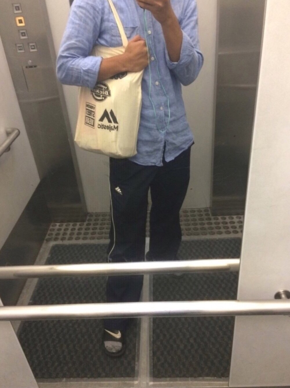 中村 健太郎 Adidasのその他パンツを使ったコーディネート Sciaky