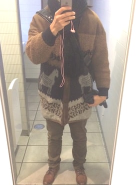 「茶色」｜「アイテム（ムートンコート）」を使った、中村 健太郎さん（メンズ・173cm）の冬コーディネート