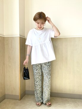 「アイテム（サンダル、ゴールド系）」を使った、つかささん（レディース・158cm）の春コーディネート