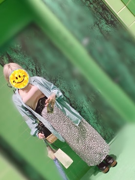 「Honey Salon（ハニーサロン）のアイテム（かごバッグ）」を使った、みきさん（レディース・155cm）の夏コーディネート