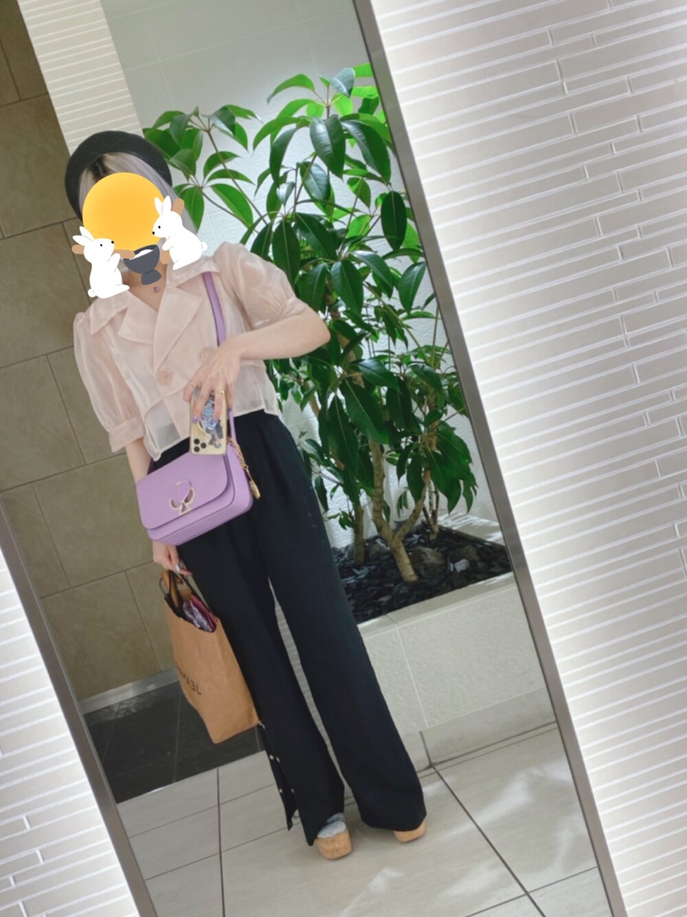 「Melt the Ladyのアイテム（トップス、ピンク系）」を使った、みきさん（レディース・155cm）の秋コーディネートの1枚目の写真