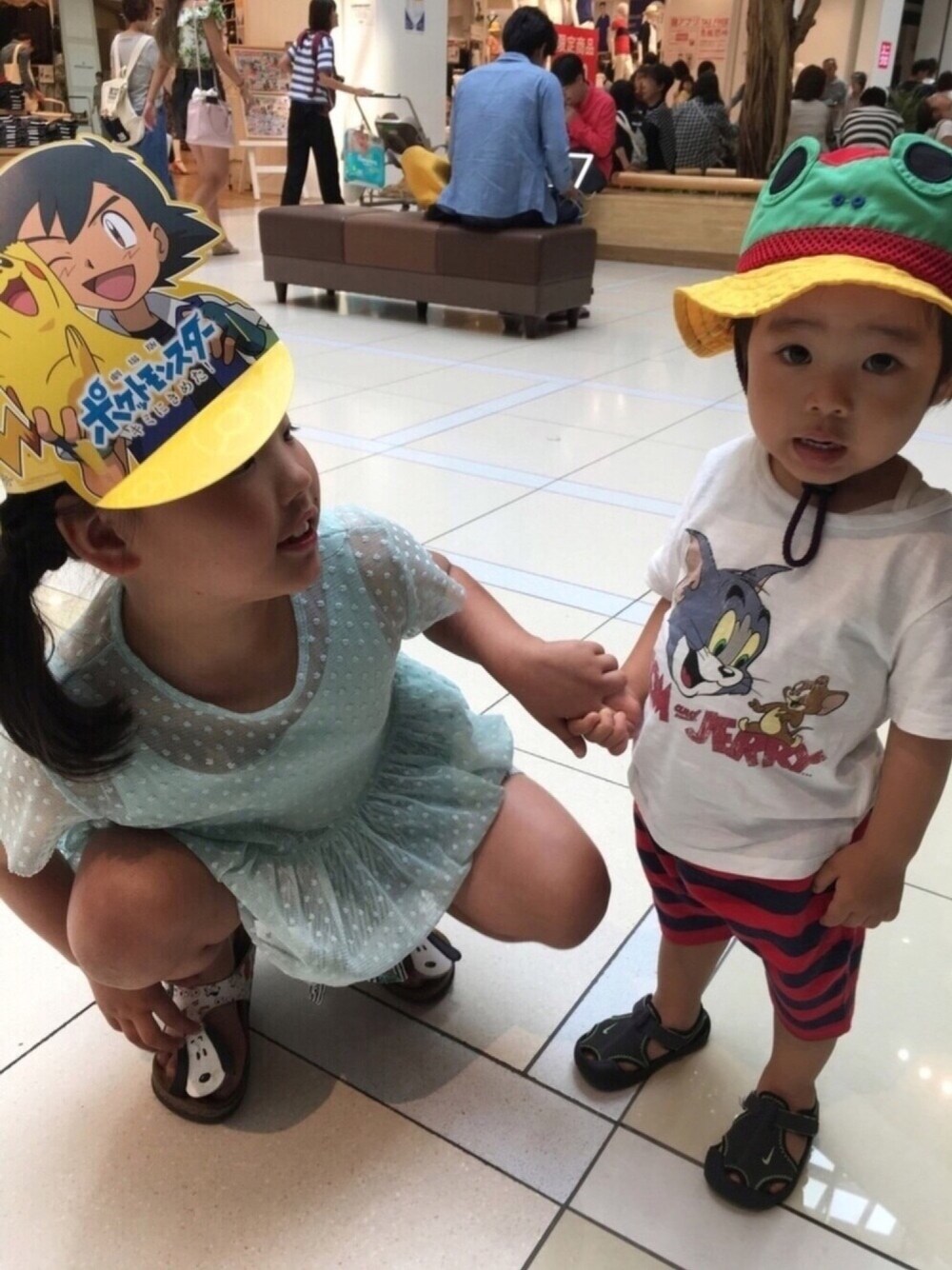 「ZARA KIDS、トップス、BOOFOOWOO、サンダル、ハット、markey's、パンツ、NIKE、夏、キッズコーデ」｜「ZARA KIDSのアイテム（シャツ/ブラウス、グリーン系）」を使った、YUNAchocoさん（キッズ・120cm）の夏コーディネートの1枚目の写真
