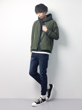 「niko and...（ニコアンド）のアイテム（MA-1）」を使った、セキユウスケさん（メンズ・180cm）の冬コーディネート