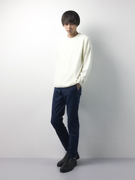 「TOMMY HILFIGER（トミーヒルフィガー）のアイテム（チノパンツ）」を使った、セキユウスケさん（メンズ・180cm）の冬コーディネート