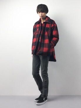 「glamb（グラム）のアイテム（ジャケット/アウター）」を使った、セキユウスケさん（メンズ・180cm）の冬コーディネート