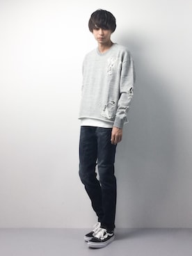 「GLAMB by glamb（グラムバイグラム）のアイテム（Tシャツ/カットソー）」を使った、セキユウスケさん（メンズ・180cm）の冬コーディネート