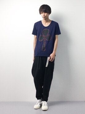 「GLAMB by glamb（グラムバイグラム）のアイテム（Tシャツ/カットソー）」を使った、セキユウスケさん（メンズ・180cm）の冬コーディネート