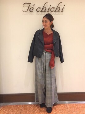 「Te chichi TERRASSE（テチチテラス）のアイテム（ライダースジャケット）」を使った、SUZUKI YUNAさん（レディース・161cm）の秋コーディネート