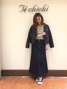 「Te chichi TERRASSE（テチチテラス）のアイテム（ライダースジャケット）」を使った、SUZUKI YUNAさん（レディース・161cm）の春コーディネート