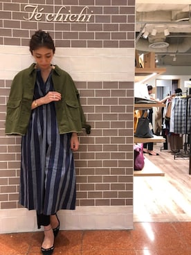 「Te chichi TERRASSE（テチチテラス）のアイテム（ミリタリージャケット）」を使った、SUZUKI YUNAさん（レディース・161cm）の秋コーディネート