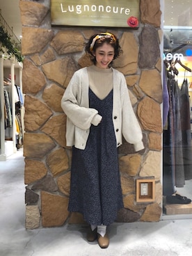 「ケーブルカーディガン」｜「アイテム（その他）」を使った、SUZUKI YUNAさん（レディース・161cm）の秋コーディネート