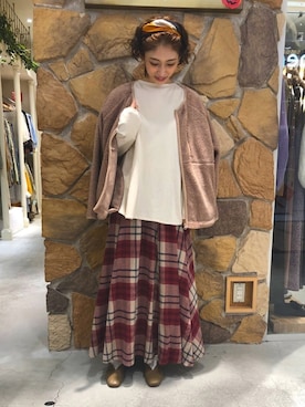 「クルクルパーマ」｜「アイテム（ジャケット/アウター）」を使った、SUZUKI YUNAさん（レディース・161cm）の秋コーディネート