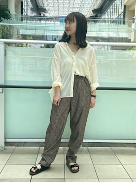 「URBAN RESEARCH DOORS（アーバンリサーチドアーズ）のコットンローンシャツ（シャツ/ブラウス）」を使った、YOKO  HONDAさん（レディース・152cm）の夏コーディネート