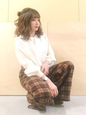「ブラウンコーデ」｜「アイテム（アナログ腕時計）」を使った、Harukaさん（レディース・158cm）の冬コーディネート