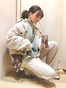 「ストレートパンツ」｜「アイテム（ブルゾン）」を使った、Harukaさん（レディース・158cm）の冬コーディネート