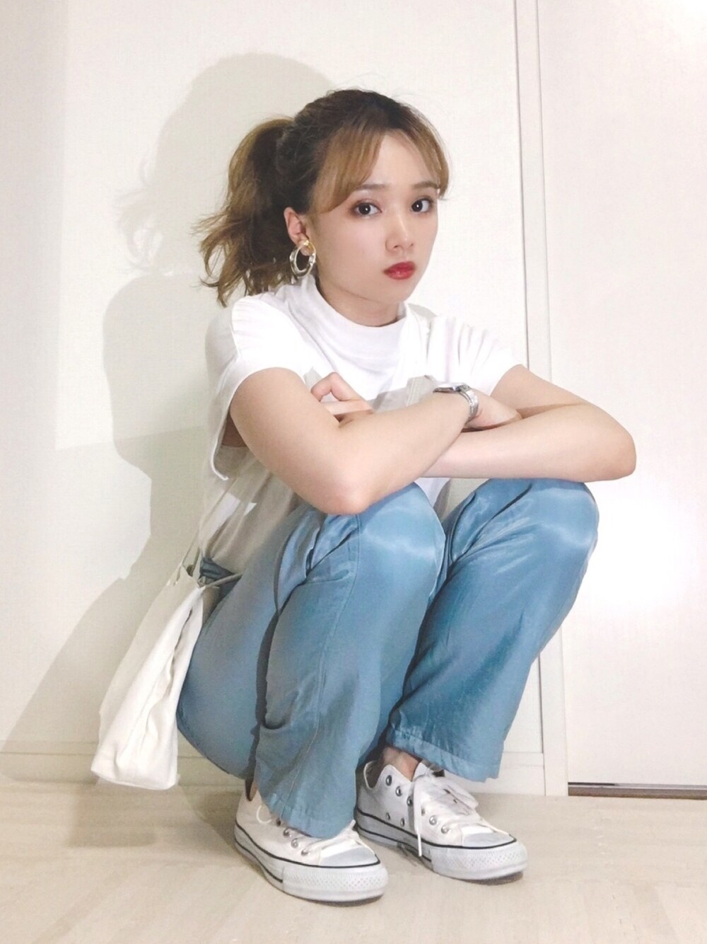 「カジュアル、ボーイッシュ、パンツスタイル、カラーパンツ、サックスブルー、プチハイネック、半袖、converse、スニーカー、earth music&ecology」｜「Instagram🪽のインスタも良かったらフォローお願いします🤍（その他、その他）」を使った、Harukaさん（レディース・158cm）の春コーディネートの1枚目の写真