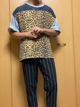 「SAINT LAURENT PARIS（サンローランパリ）のアイテム（Tシャツ/カットソー）」を使った、mheroさん（メンズ・172cm）の夏コーディネート