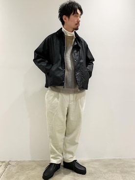 「BEAUTY&YOUTH UNITED ARROWS（ビューティーアンドユースユナイテッドアローズ）のBY スムージー タートルネック カットソー（Tシャツ/カットソー、ホワイト系）」を使った、Daisuke Kuoriさん（メンズ・180cm）の秋コーディネート