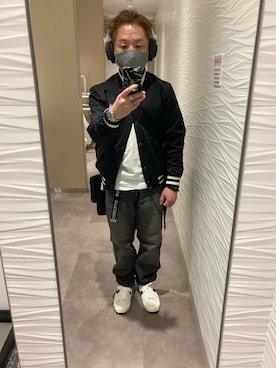 「HYSTERIC GLAMOUR（ヒステリックグラマー）のアイテム（スマホグッズ）」を使った、名和 賢悟さん（メンズ・159cm）の春コーディネート