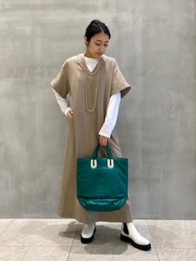 「ASTRAET（アストラット）のアイテム（ワンピース/ドレス）」を使った、HARUNA KOJIMAさん（レディース・165cm）の夏コーディネート
