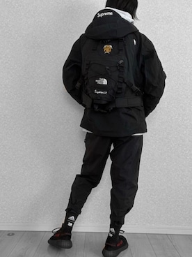 「Supreme （シュプリーム）のアイテム（ジャケット/アウター）」を使った、rohichiさん（メンズ・174cm）の冬コーディネート