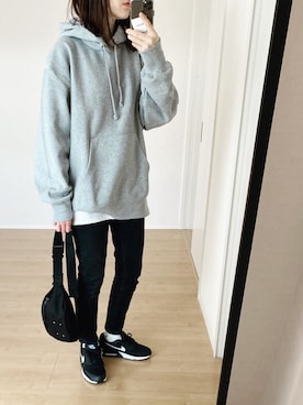 「ボディバッグ」｜「無印良品（ムジルシリョウヒン）のアイテム」を使った、himarisoさん（レディース・164cm）の春コーディネート