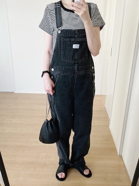 「Levi's（リーバイス）のアイテム（サロペット/オーバーオール）」を使った、himarisoさん（レディース・164cm）の夏コーディネート