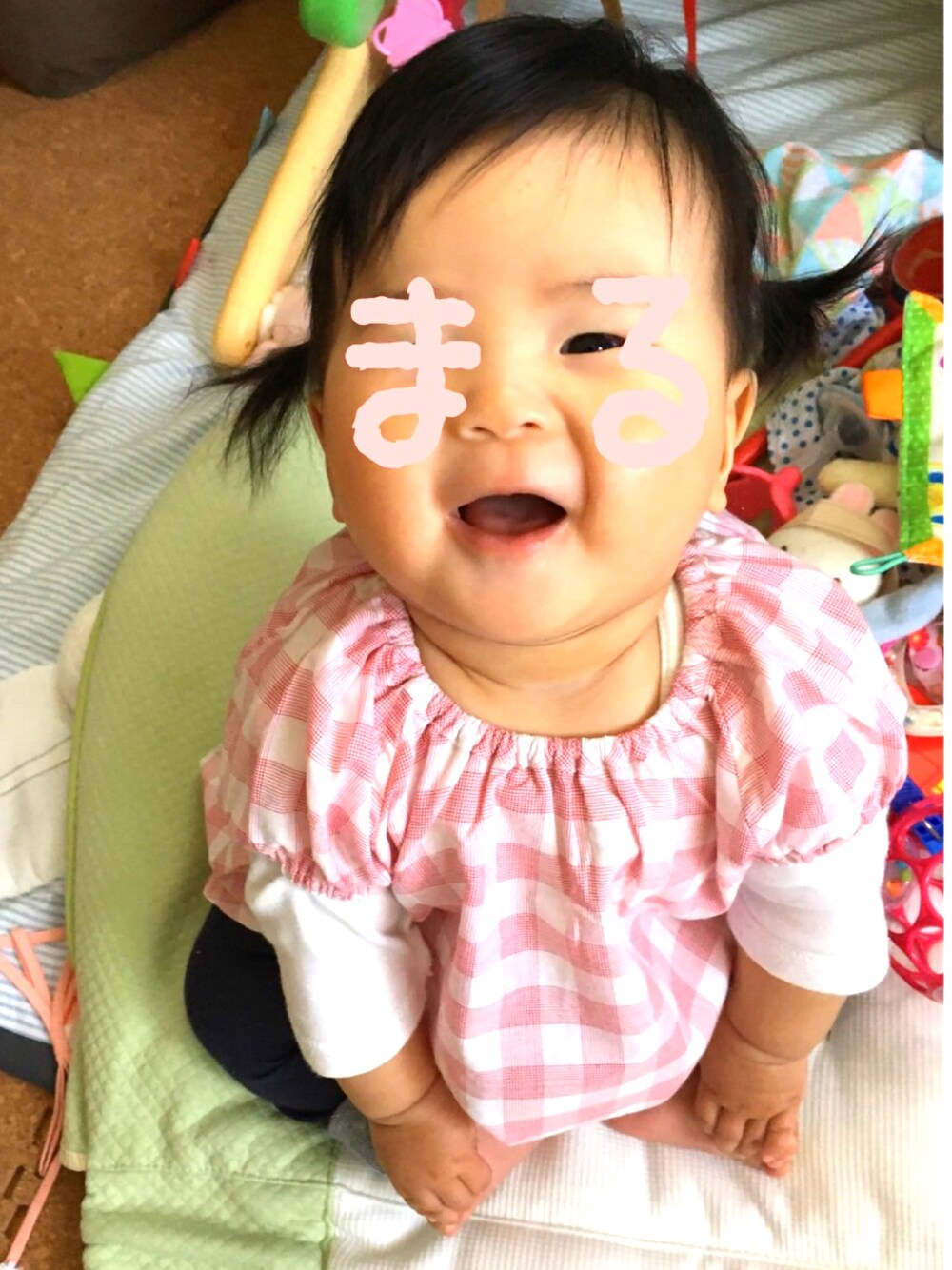 「０歳、7ヶ月、おんなのこ」｜「無印良品のアイテム（シャツ/ブラウス、レッド系）」を使った、ちかまるさん（キッズ・70cm）の夏コーディネートの1枚目の写真