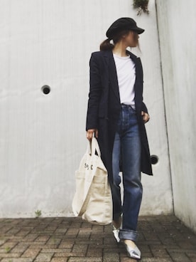 「白Tシャツ×デニム」｜「アイテム（その他アウター）」を使った、Atsukoさん（レディース・152cm）の春コーディネート