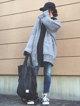 「Ungrid（アングリッド）のインディゴフレイドヘムストスリ（デニムパンツ）」を使った、Atsukoさん（レディース・152cm）の秋コーディネート