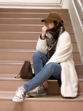 「MOUSSY（マウジー）のMVS SKINNY（デニムパンツ）」を使った、Atsukoさん（レディース・153cm）の冬コーディネート